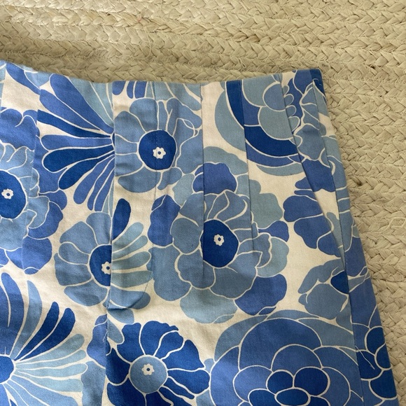 Zara shorts - Picture 3 of 4